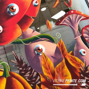 Halloween.décoration.vitrines.trains.électriques.NICE.peinture.vitrine.œil.géant.citrouille.monstre.animation.dessin.vitre.train.tourisme.Département.06.Alpes-Maritimes