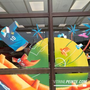 décor evenement sportive été : Transformez vos vitrines de magasins en œuvres d'art avec un atelier mobile soutenu par votre collectivité.