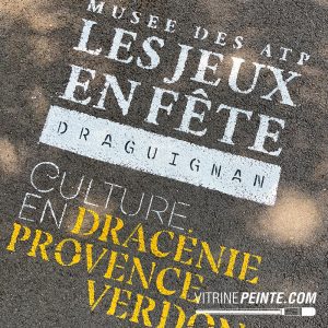 marquage-au-sol.publicitaire.RSE-clean-tag-streetart-peinture
