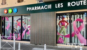 deco OCTOBRE_ROSE kit decoration evenement ruban rose geant vitrine opticien