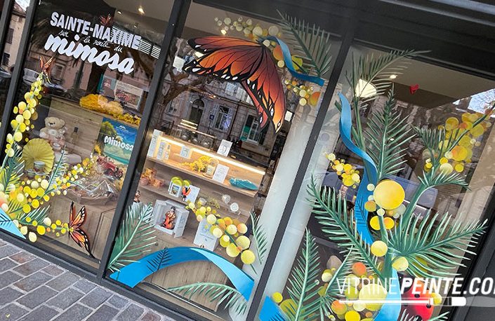 💛 La Route du Mimosa : idée déco originale avec une fleur de mimosa géante, parfaite pour une décoration spéciale Corso fleuri et événements floraux.