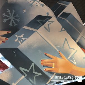 décoration noël : Mère Noël sexy sous une montagne de cadeaux