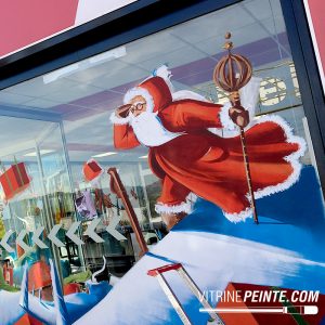 92-Pere.Noel.geant.decoration.peinture.sur.vitrine.de.Magasin